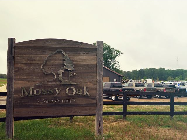 golf tournament sign at the mossy oak golf club